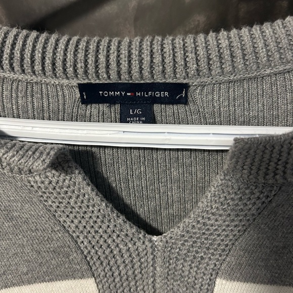 Tommy Hilfiger Gray and Cream Striped Cardigan Sweater - Picture 4 of 4